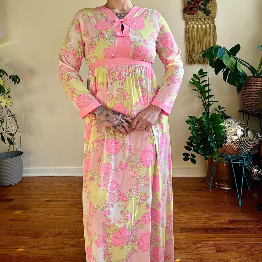 60s/70s Lorraine Floral Nightgown